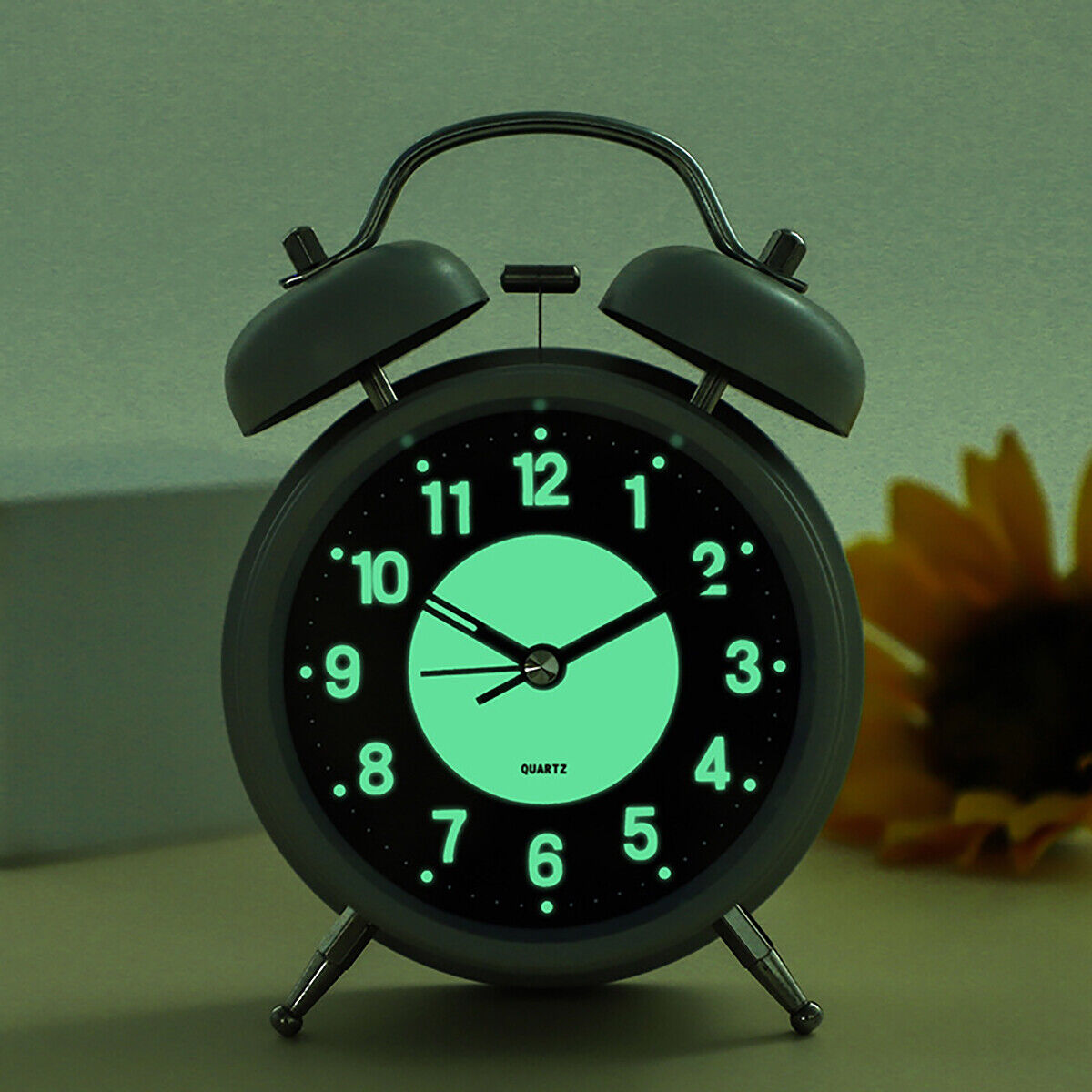 Sveglia a doppia campana in me - Vintage Alarm Clock recensione e prezzo